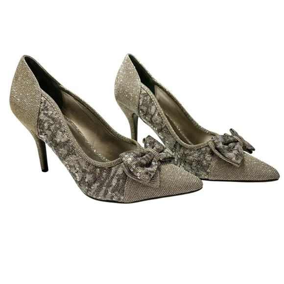 J.Renee Henretta Silver Sequin Bow Glitter Pointed Heels Size 9.5 Formal Wedding - Picture 4 of 15